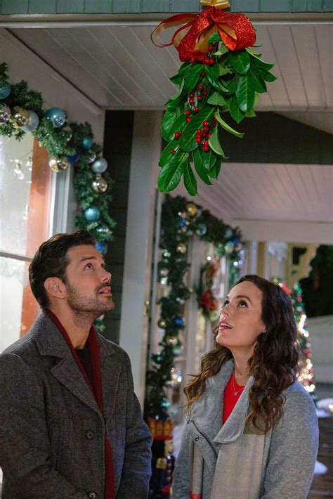 Embracing the Magic of Hallmark Movies: Yuletide Edition